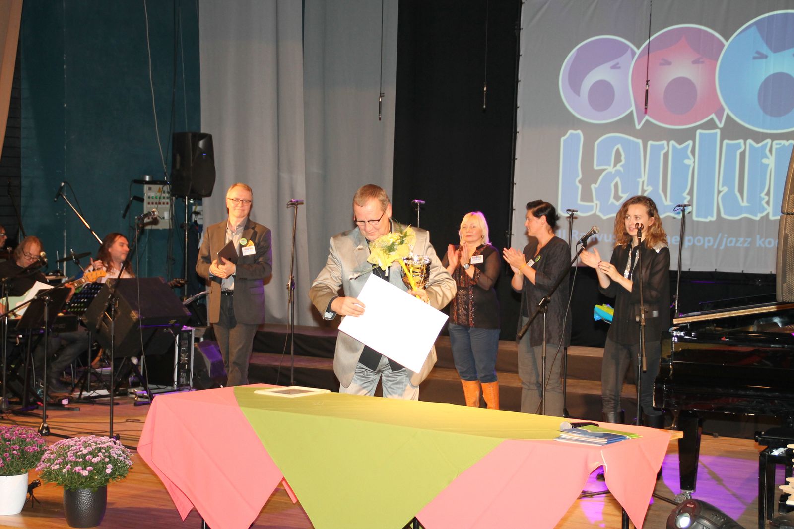 LAULURAGIN 2015 KONKURSS